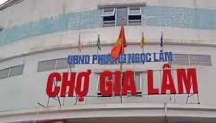 Bán nhà Ngọc Lâm Q.Long Biên DT 37m*mt 3.4m ngõ nông gần phố 20m ra ô tô tránh giá chỉ 5 tỷ